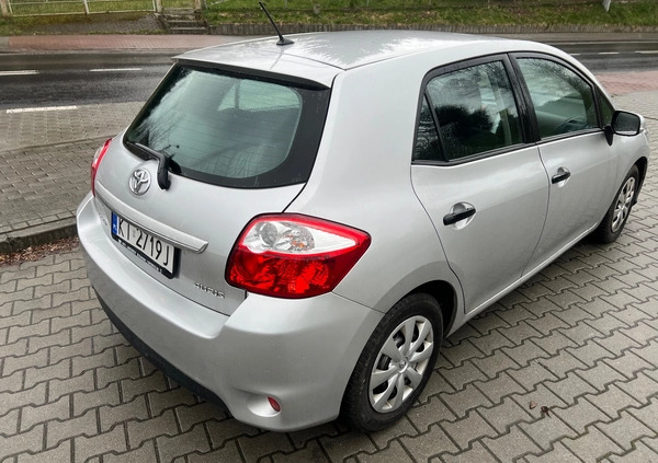 Toyota Auris cena 25900 przebieg: 138980, rok produkcji 2010 z Tarnów małe 781